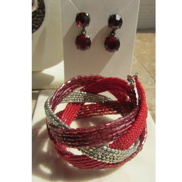 Mixed Metal & Leather Modern Necklace, Bracelets, & Earring Bundle - Picture 2 of 4